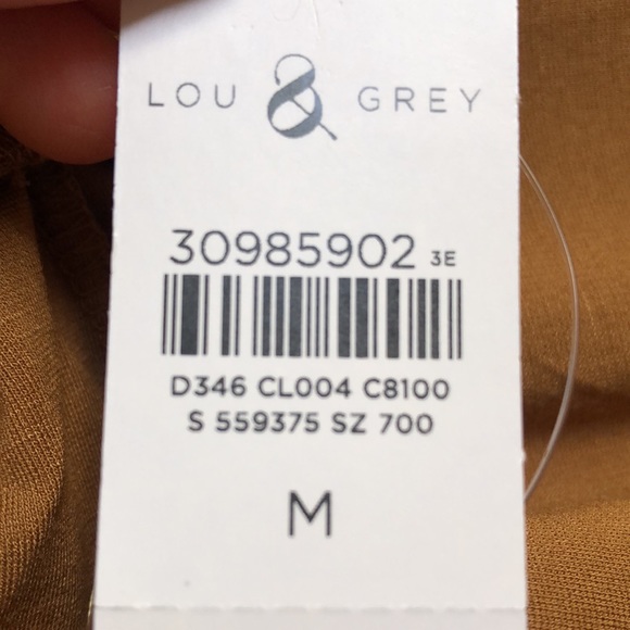 Lou & Grey M camel/tan Pocket Leggings NEver worn. I may have took the tag off - Picture 4 of 4
